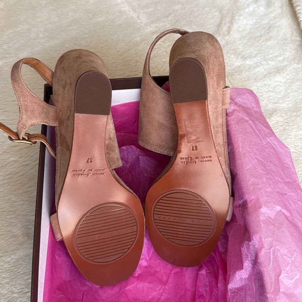 new CHIE MIHARA ‘Anatour’ Wedge Heel Sandals in Tan Suede size 7 - Picture 7 of 7